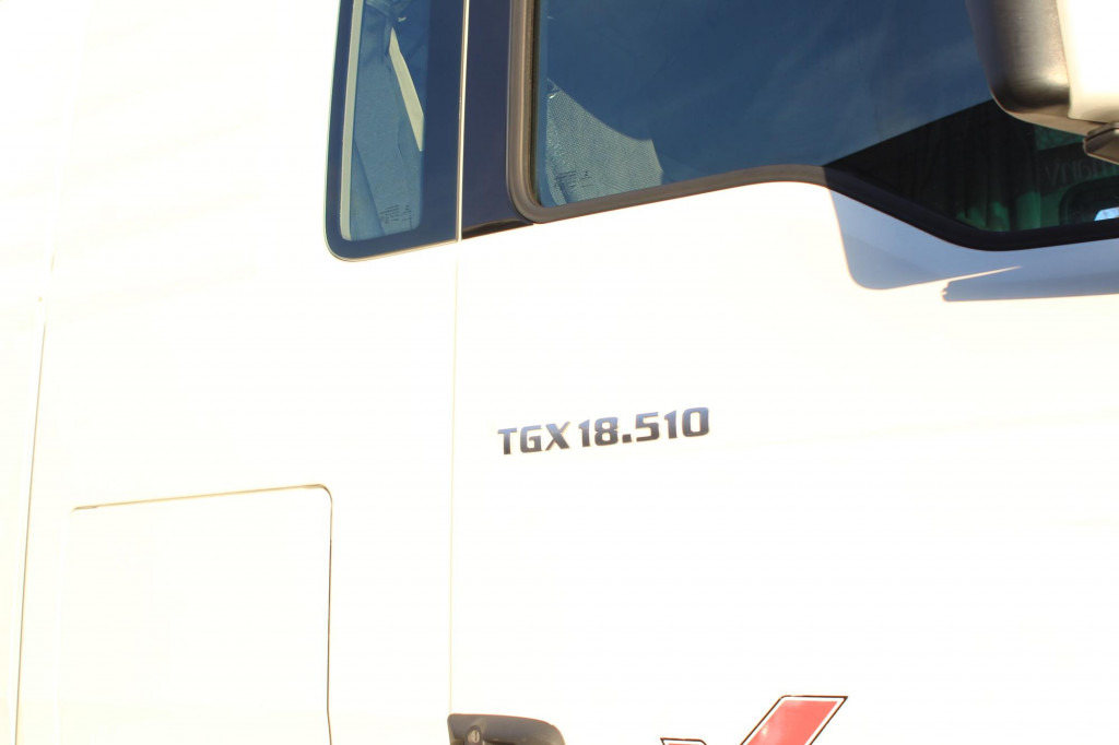 Камион влекач MAN TGX 18.510 E6 XXL Retarder Kühlbox Navi: слика 13 Камион влекач MAN TGX 18.510 E6 XXL Retarder Kühlbox Navi: слика 13