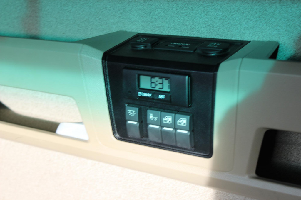 Камион влекач MAN TGX 18.510 E6 XXL Retarder Kühlbox Navi VIN: LP: слика 6