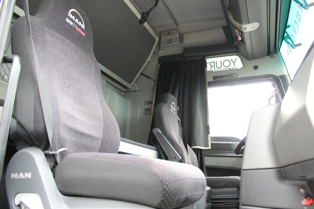 MAN TGX 520 D38 XXL Retarder Standklima Navi - Камион влекач: слика 3 MAN TGX 520 D38 XXL Retarder Standklima Navi - Камион влекач: слика 3