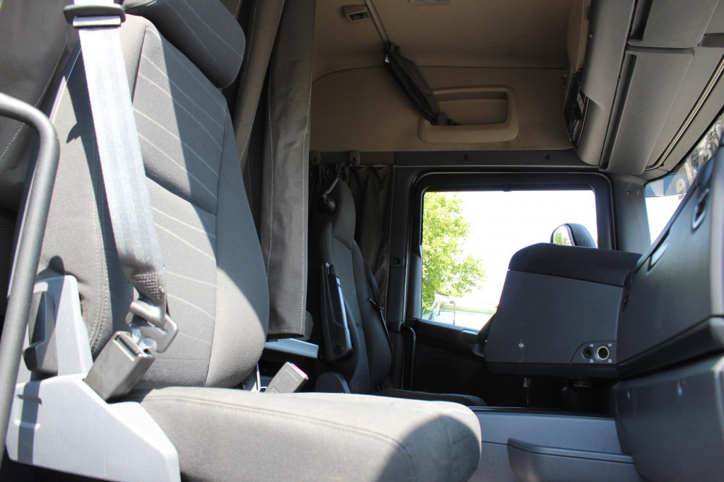 Scania R 450 E6 Highline Retarder NAVI ACC - Камион влекач: слика 2 Scania R 450 E6 Highline Retarder NAVI ACC - Камион влекач: слика 2