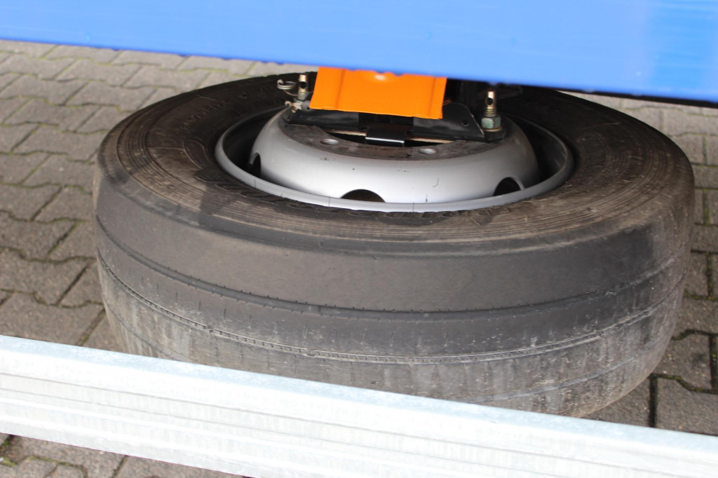 MAN TGL 12.220 Plane-Koffer 7,5 m LBW Klima 199TKm - Камион со церада: слика 5 MAN TGL 12.220 Plane-Koffer 7,5 m LBW Klima 199TKm - Камион со церада: слика 5