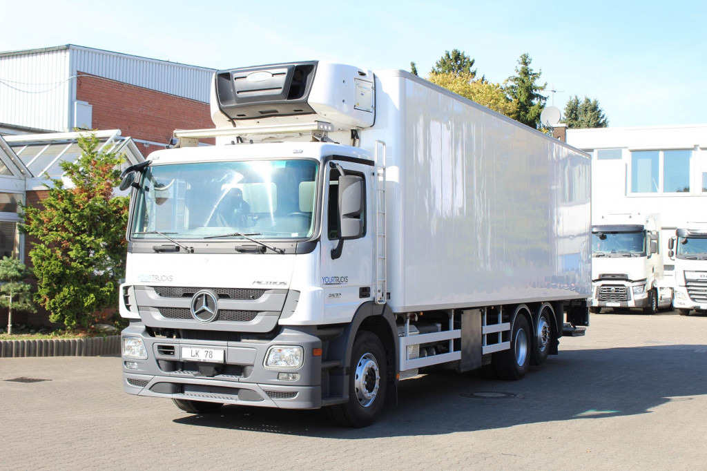 Mercedes-Benz Actros 2532 E5 CS 1150 Multi Bi-Temp LBW Rolltor - Камион ладилник: слика 1 Mercedes-Benz Actros 2532 E5 CS 1150 Multi Bi-Temp LBW Rolltor - Камион ладилник: слика 1