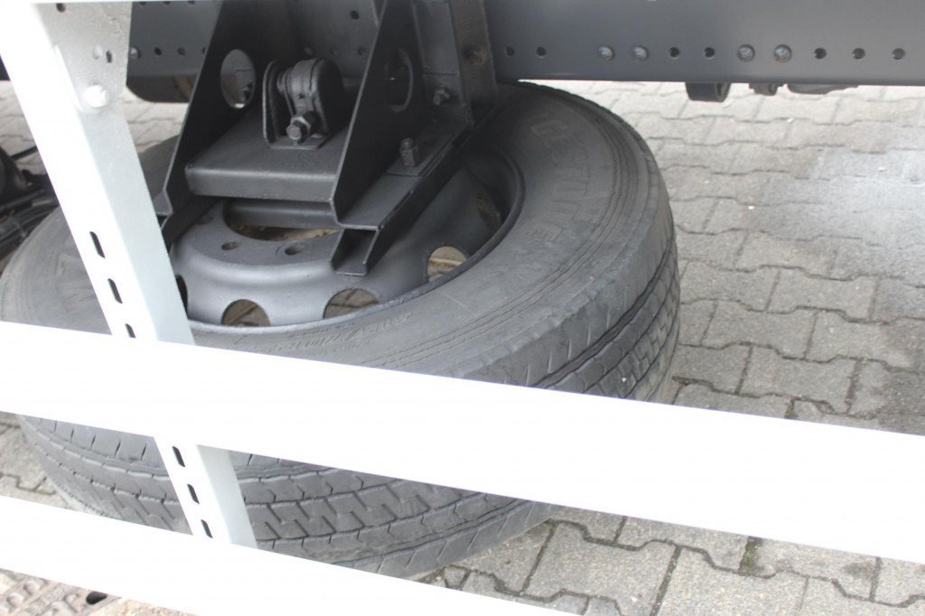 Камион ладилник Mercedes-Benz Axor 1824 E5  Carrier Supra  Türen+LBW  Strom: слика 6