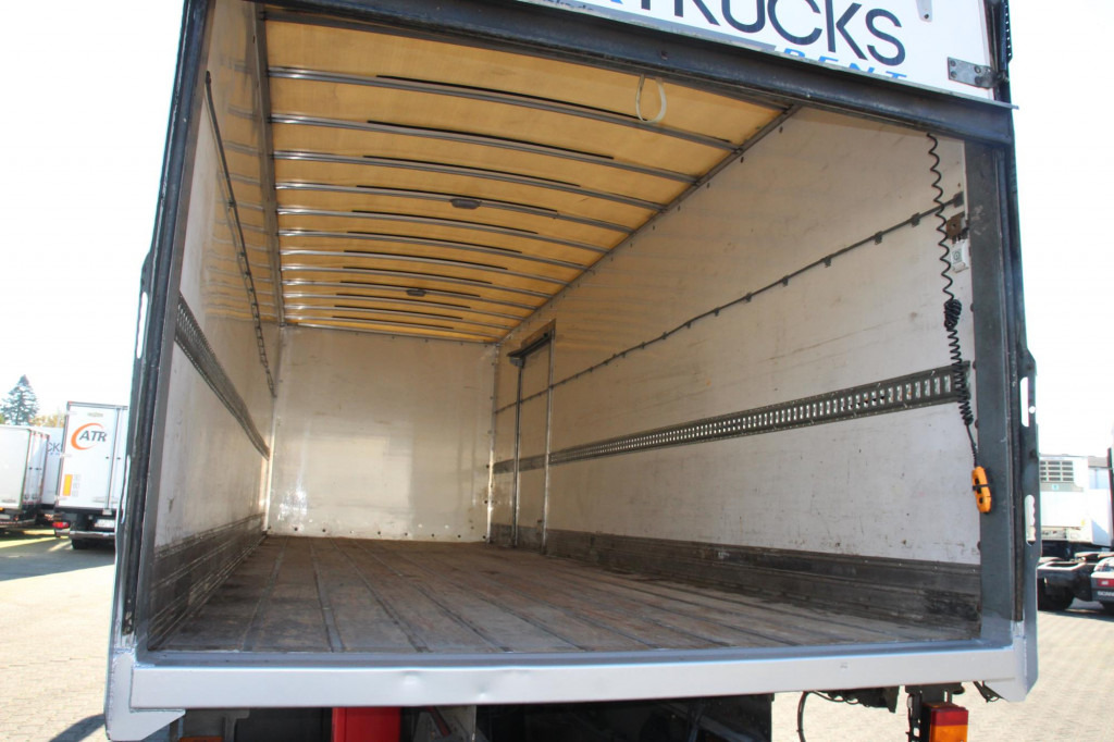 Renault D  280E6 Wide  Koffer  LBW   nur 268Tkm! - Камион сандучар: слика 2 Renault D  280E6 Wide  Koffer  LBW   nur 268Tkm! - Камион сандучар: слика 2