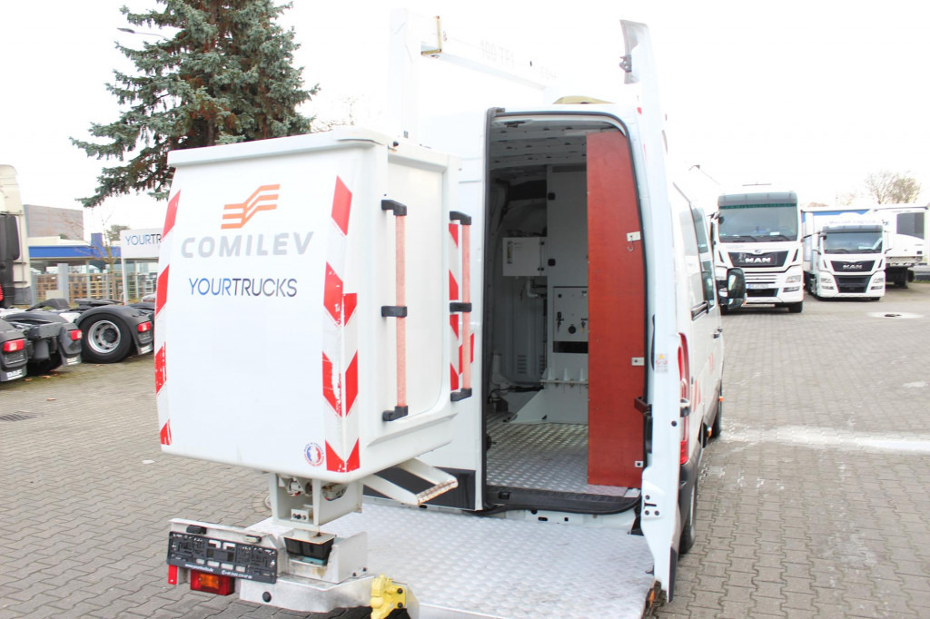 Renault Master Bühne EN100TF1 10m Klima 561h AHK - Камион со подигачка кошница: слика 4 Renault Master Bühne EN100TF1 10m Klima 561h AHK - Камион со подигачка кошница: слика 4