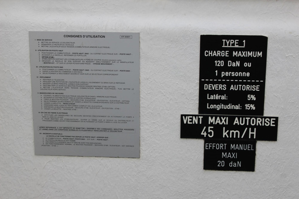 Renault Master Bühne EN100TF1 10m Klima 561h AHK - Камион со подигачка кошница: слика 2 Renault Master Bühne EN100TF1 10m Klima 561h AHK - Камион со подигачка кошница: слика 2