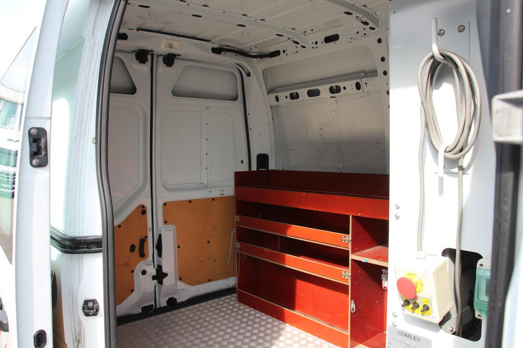 Камион со подигачка кошница Renault Master  Comilev 100TF1 10m Klima nur 167h HU-UVV: слика 14