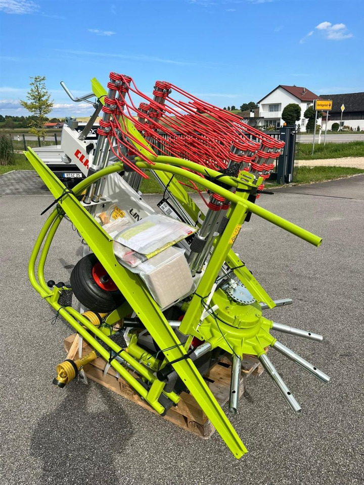 CLAAS Liner 370 Tandem / NEU und UNBENUTZT / Baujahr 202 - Превртувач и гребло: слика 4 CLAAS Liner 370 Tandem / NEU und UNBENUTZT / Baujahr 202 - Превртувач и гребло: слика 4