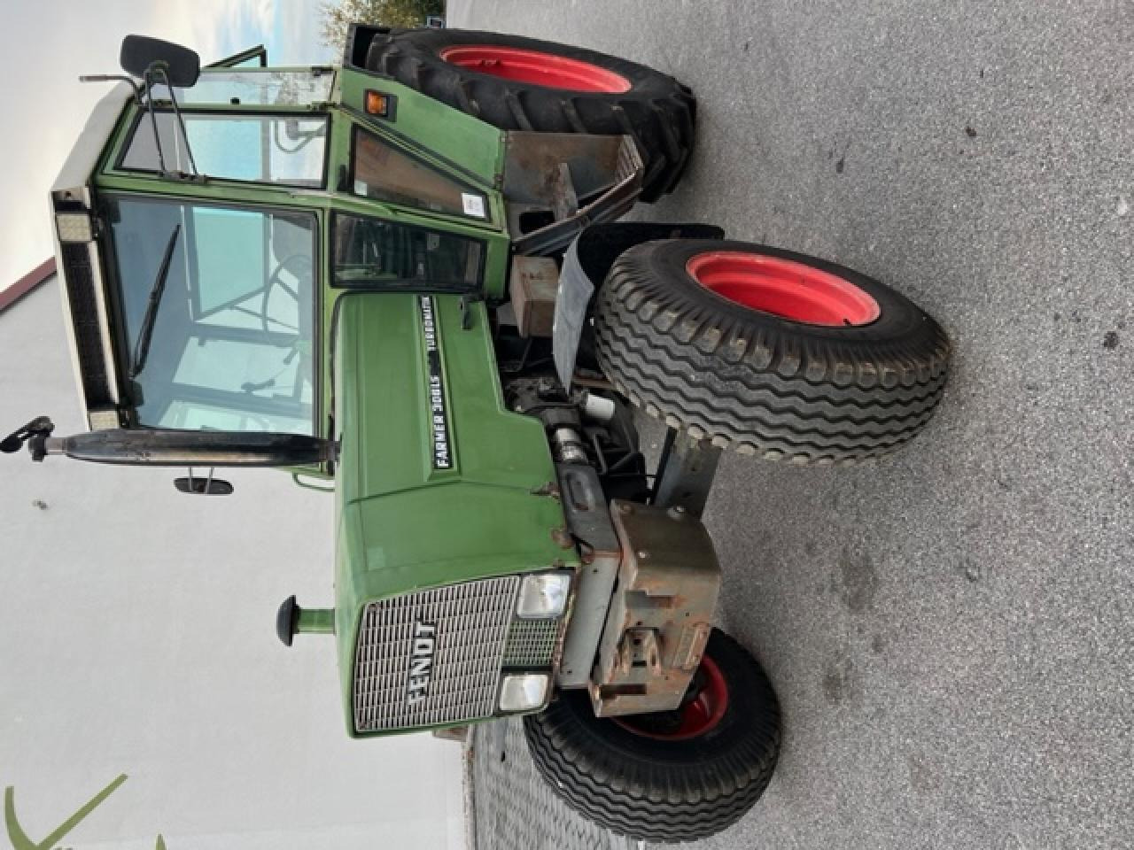 Fendt Farmer 306 LS, Bereifung neuwertig - Трактор: слика 2 Fendt Farmer 306 LS, Bereifung neuwertig - Трактор: слика 2