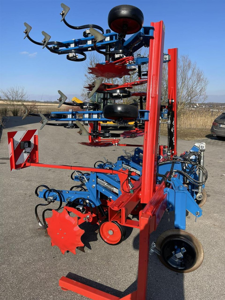 Hatzenbichler 6-reihiges Hackgerät, 75 cm Abstand, TOP Zustand - Опрема за обработка на почва: слика 2 Hatzenbichler 6-reihiges Hackgerät, 75 cm Abstand, TOP Zustand - Опрема за обработка на почва: слика 2