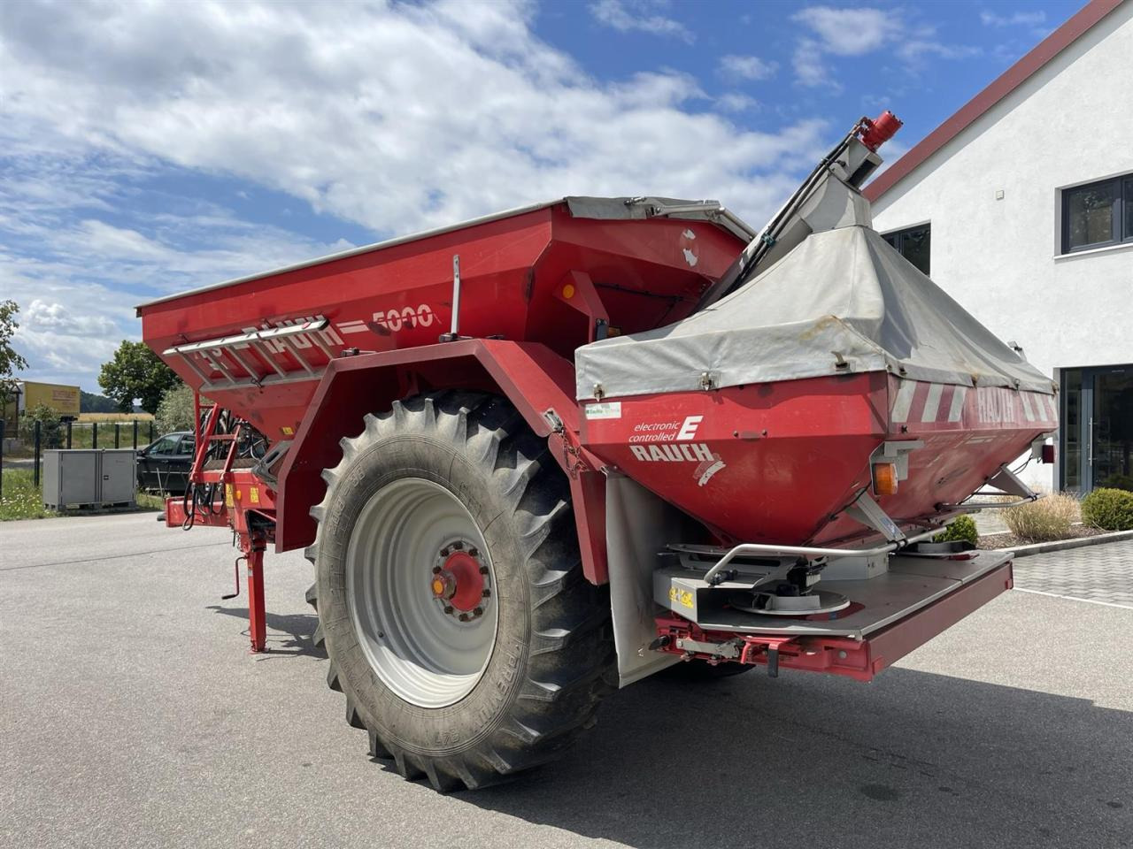 Rauch TWS 5000 Düngerwagen, Lenkung + Streuer Axera H-EMC - Распрскувач на вештачко ѓубриво: слика 4 Rauch TWS 5000 Düngerwagen, Lenkung + Streuer Axera H-EMC - Распрскувач на вештачко ѓубриво: слика 4