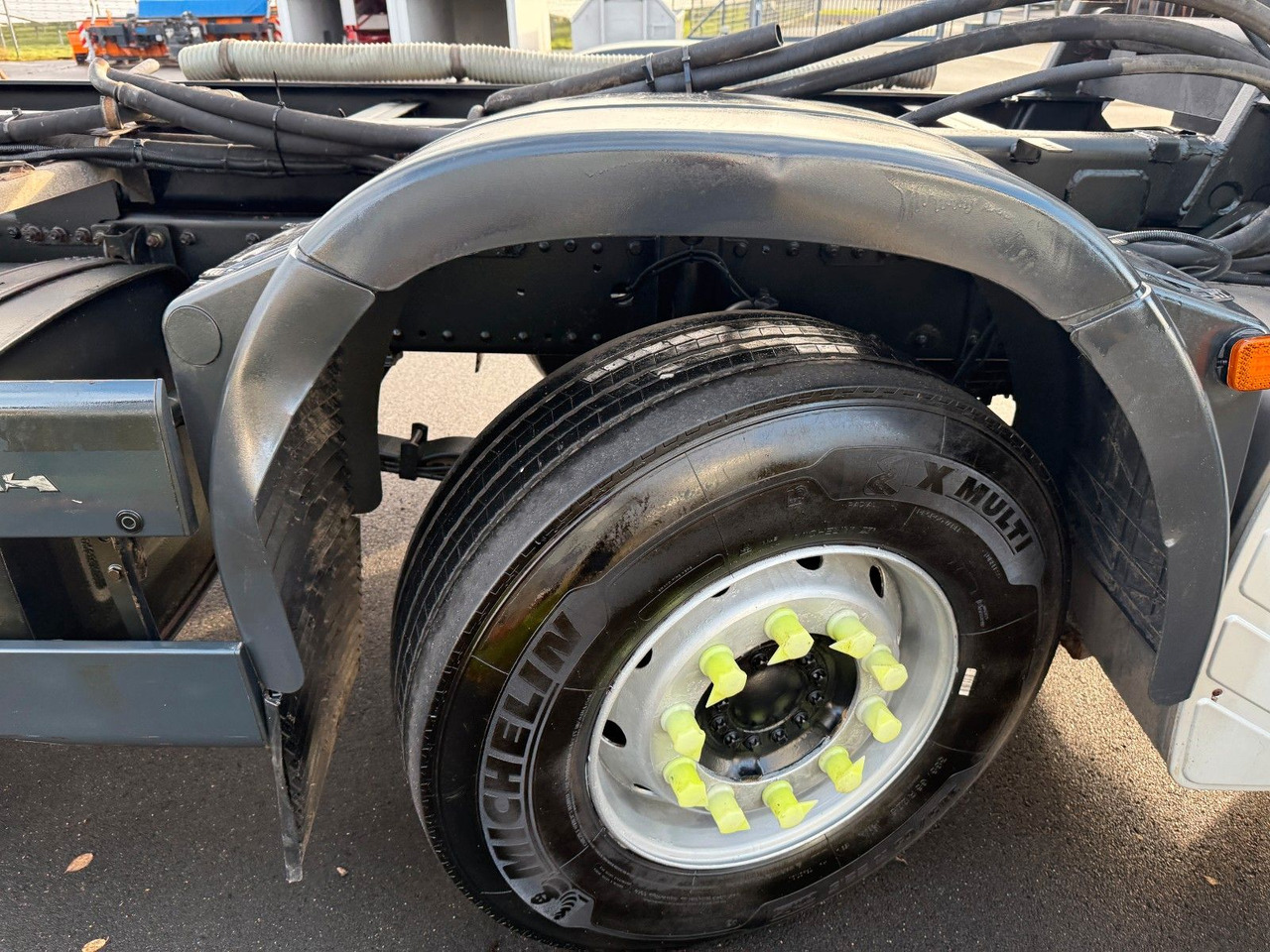 MAN TGS 35.360 8x2 Fahrgestell - Камион со кабинска шасија: слика 5 MAN TGS 35.360 8x2 Fahrgestell - Камион со кабинска шасија: слика 5