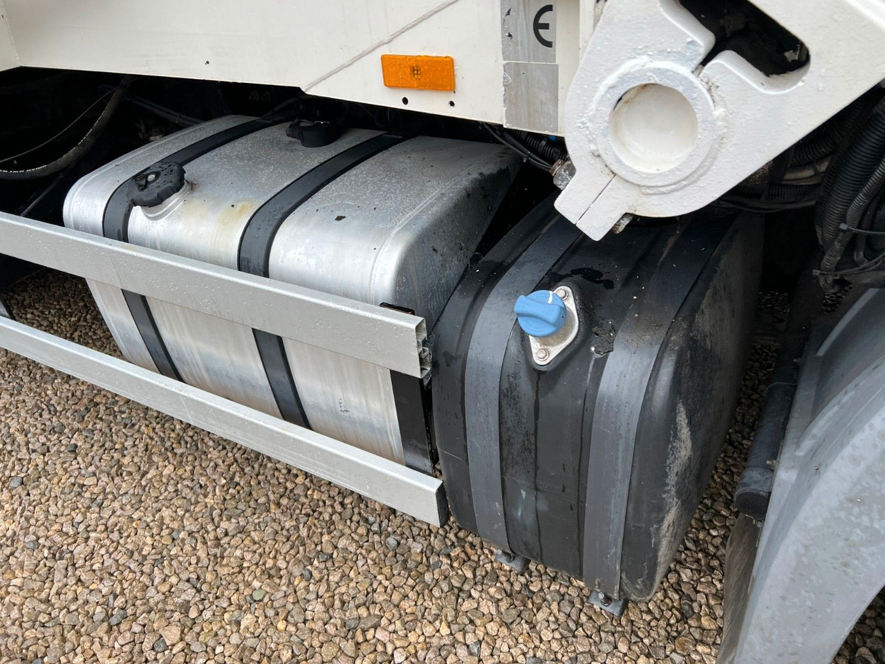 Лизинг на Mercedes-Benz Actros 2532 6x2 Faun Frontpress 533 Mercedes-Benz Actros 2532 6x2 Faun Frontpress 533 Mercedes-Benz Actros 2532 6x2 Faun Frontpress 533 Mercedes-Benz Actros 2532 6x2 Faun Frontpress 533: слика 6
