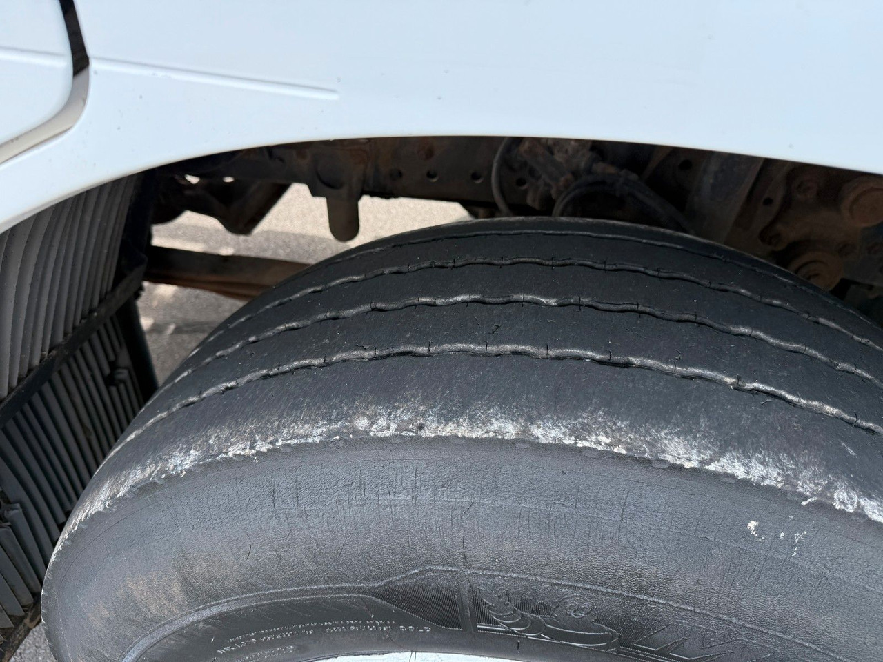 Mercedes-Benz Actros 2543 6x2 Klima + Kupplung - Камион со кука за подигање: слика 5 Mercedes-Benz Actros 2543 6x2 Klima + Kupplung - Камион со кука за подигање: слика 5