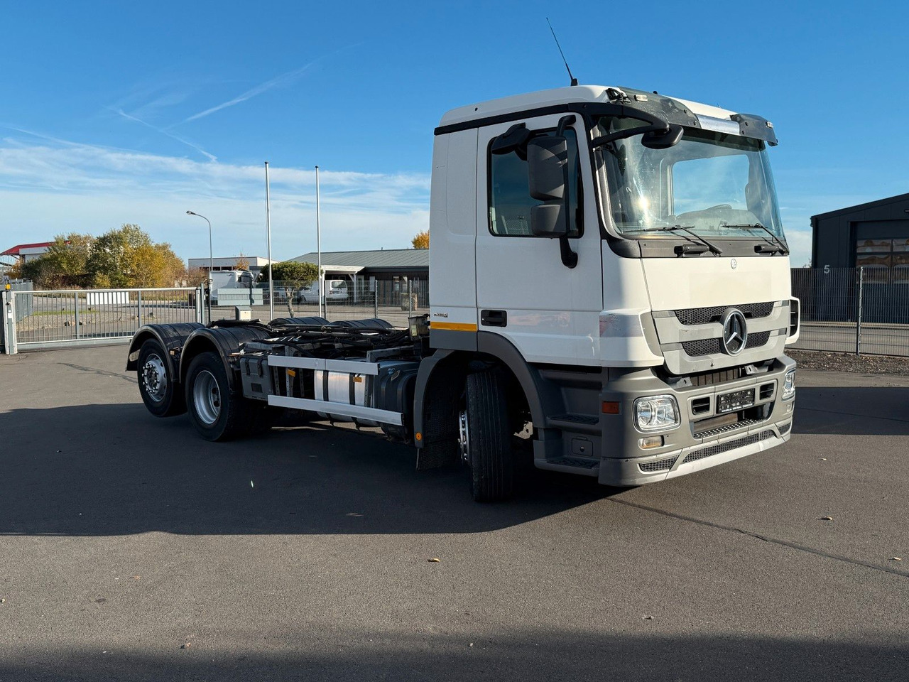 Mercedes-Benz Actros MP 3 2532 6x2 Euro 5 - Камион со кабинска шасија: слика 3 Mercedes-Benz Actros MP 3 2532 6x2 Euro 5 - Камион со кабинска шасија: слика 3