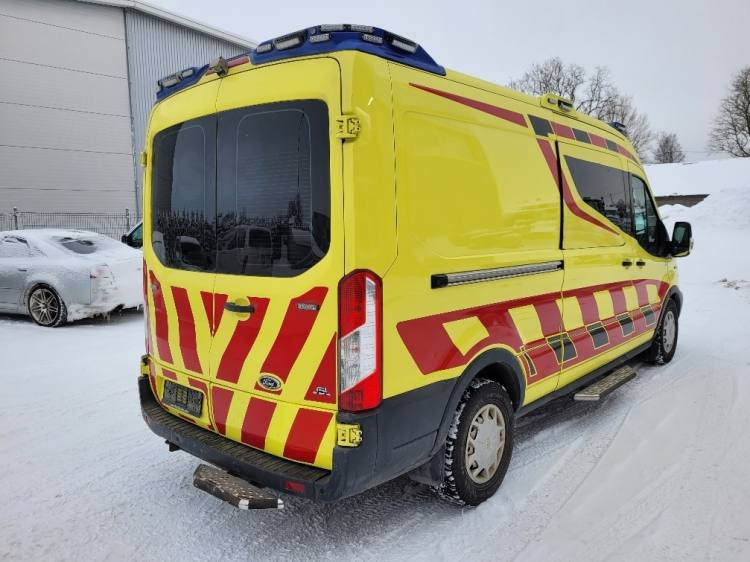 FORD TRANSIT 2,0TDI AMBULANCE KLIMA 4.2018 EURO 6, 3 UNITS - Амбулантно возило: слика 3 FORD TRANSIT 2,0TDI AMBULANCE KLIMA 4.2018 EURO 6, 3 UNITS - Амбулантно возило: слика 3