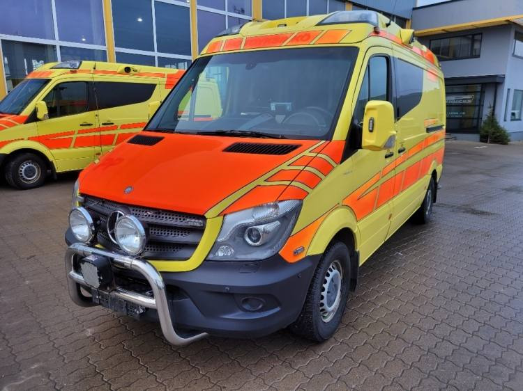 MERCEDES – BENZ SPRINTER 2.2D AMBULANCE (PROFILE) KLIMA 11.2014 EURO 5 - Амбулантно возило: слика 2 MERCEDES – BENZ SPRINTER 2.2D AMBULANCE (PROFILE) KLIMA 11.2014 EURO 5 - Амбулантно возило: слика 2