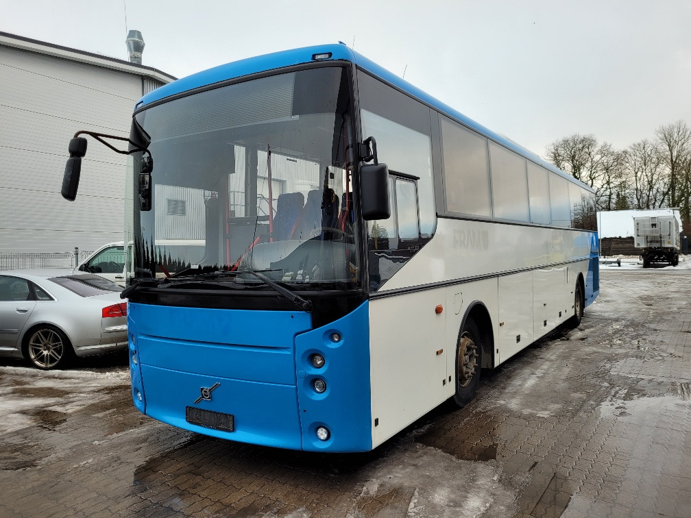 VOLVO B9R VEST HORISONT, KLIIMA, 7.2012, EURO 5, HANDICAP LIFT, 45 seats, 12,7m - Приградски автобус: слика 2 VOLVO B9R VEST HORISONT, KLIIMA, 7.2012, EURO 5, HANDICAP LIFT, 45 seats, 12,7m - Приградски автобус: слика 2