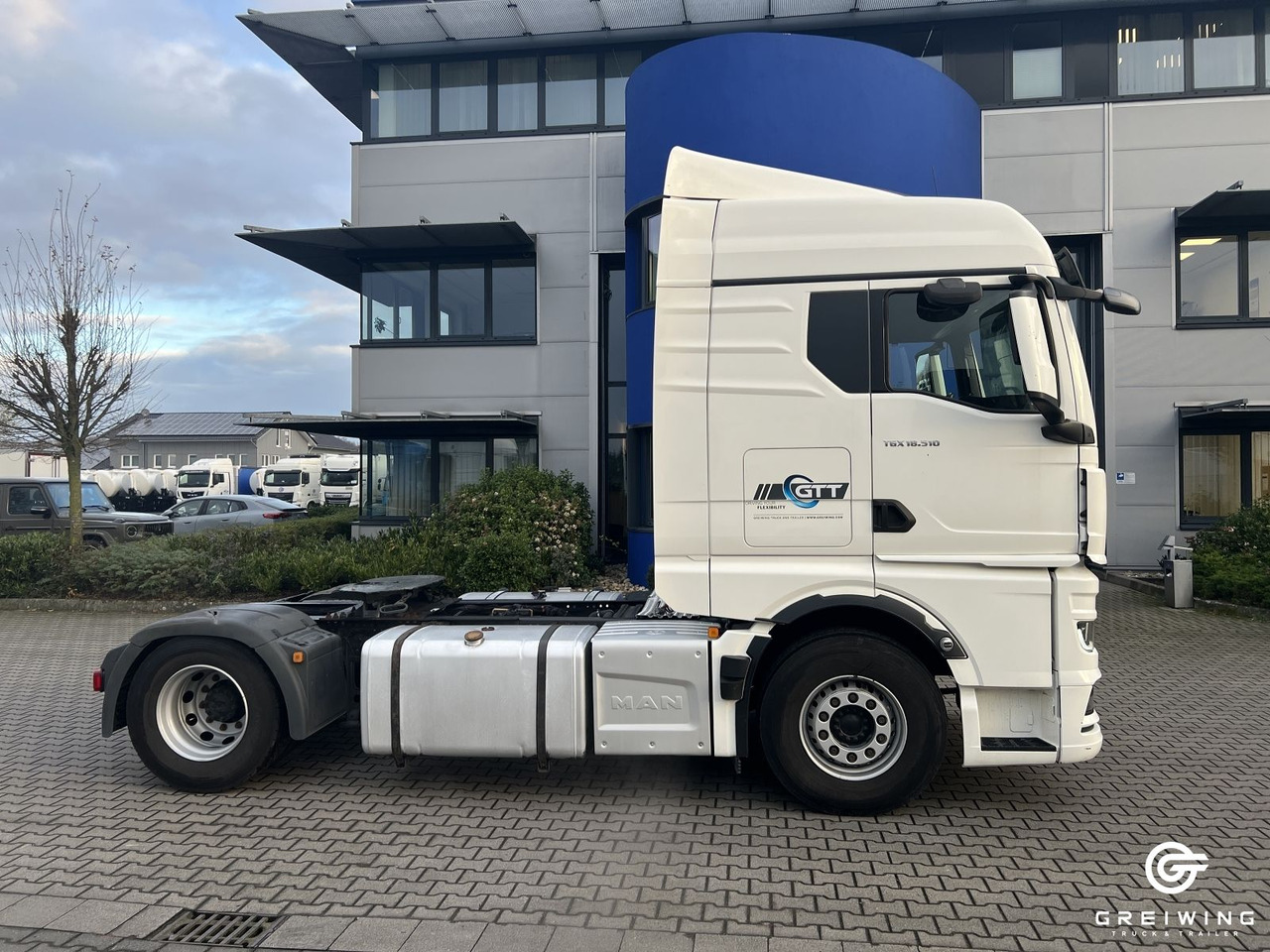 MAN TGX 18.510 4x2 BL SA, NA, 3900mm MAN TGX 18.510 4x2 BL SA, NA, 3900mm - Камион влекач: слика 2 MAN TGX 18.510 4x2 BL SA, NA, 3900mm MAN TGX 18.510 4x2 BL SA, NA, 3900mm - Камион влекач: слика 2