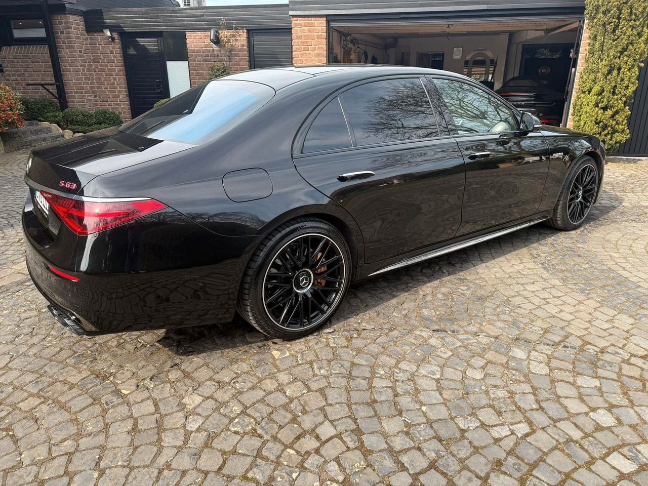 Mercedes-Benz S 63 AMG S -Klasse Lim. S 63 AMG e 4Matic+ L - Седан: слика 4 Mercedes-Benz S 63 AMG S -Klasse Lim. S 63 AMG e 4Matic+ L - Седан: слика 4