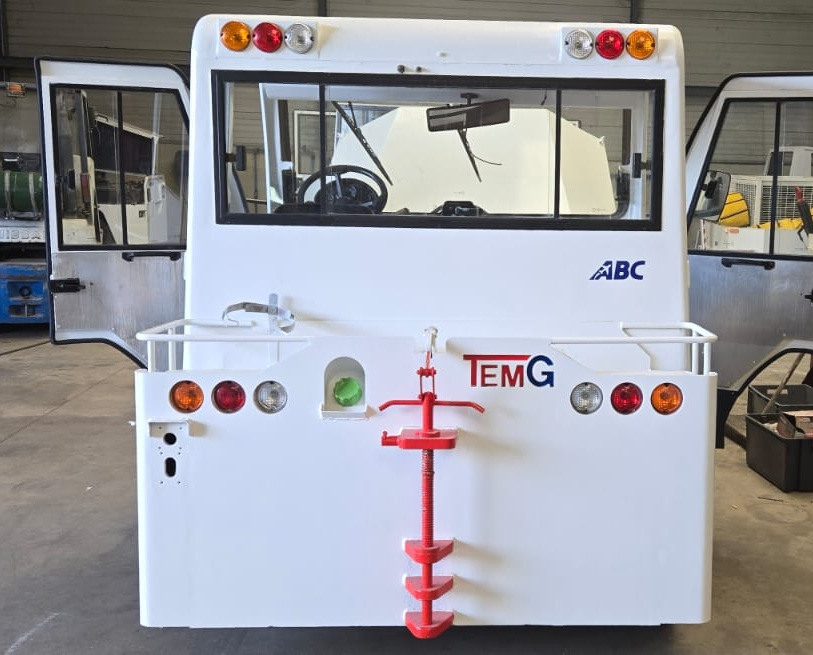 TEMG TRACTOR/DIESEL TG5006 - Трактор за багаж: слика 3 TEMG TRACTOR/DIESEL TG5006 - Трактор за багаж: слика 3