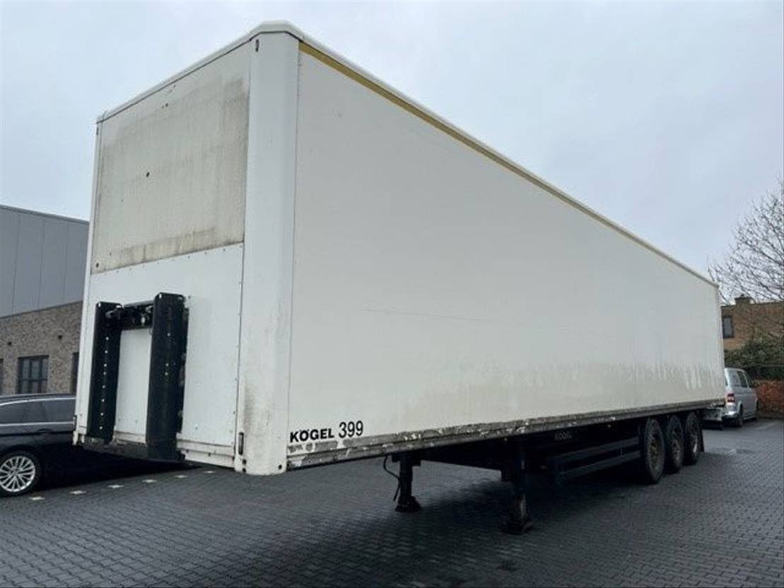Kögel SPKH 24  - Полуприколка сандучар: слика 1 Kögel SPKH 24  - Полуприколка сандучар: слика 1