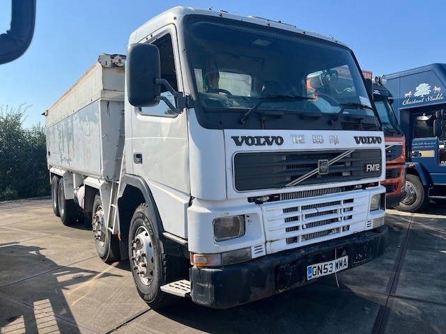 Volvo FM 12 FM12 8x4 - Кипер: слика 2 Volvo FM 12 FM12 8x4 - Кипер: слика 2
