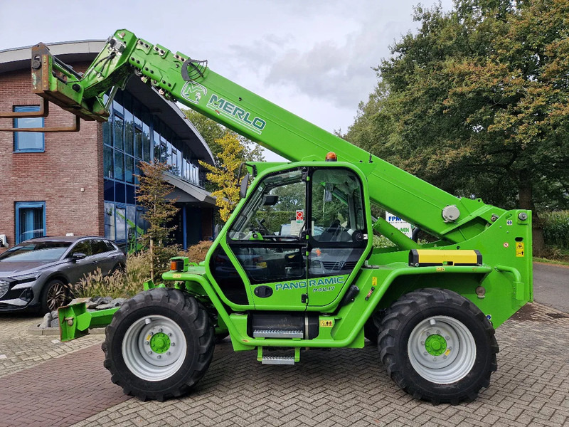 Merlo P40.17 - Телескопски ракувач: слика 2 Merlo P40.17 - Телескопски ракувач: слика 2