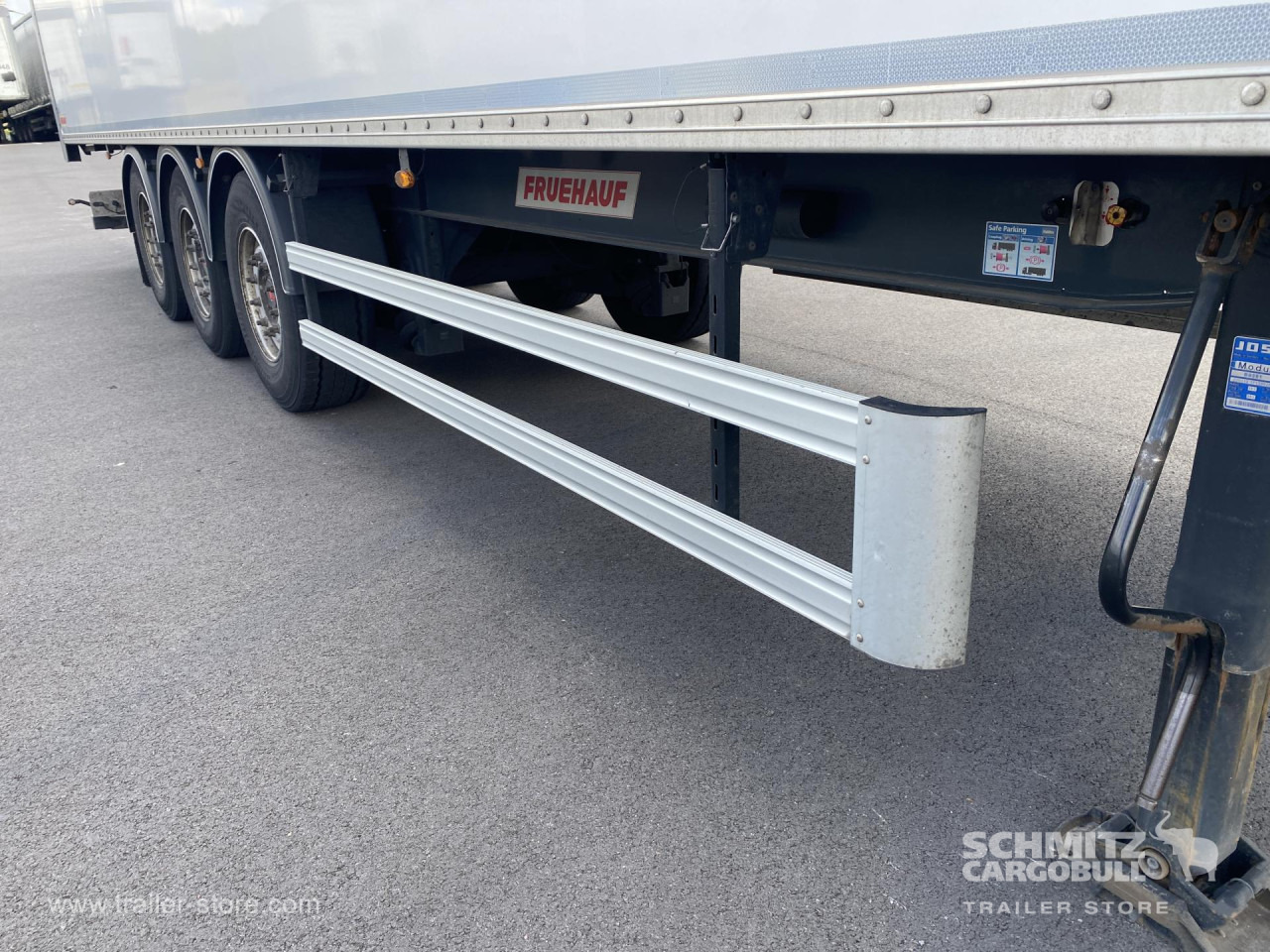 FRUEHAUF Dryfreight Standard - Полуприколка сандучар: слика 4 FRUEHAUF Dryfreight Standard - Полуприколка сандучар: слика 4