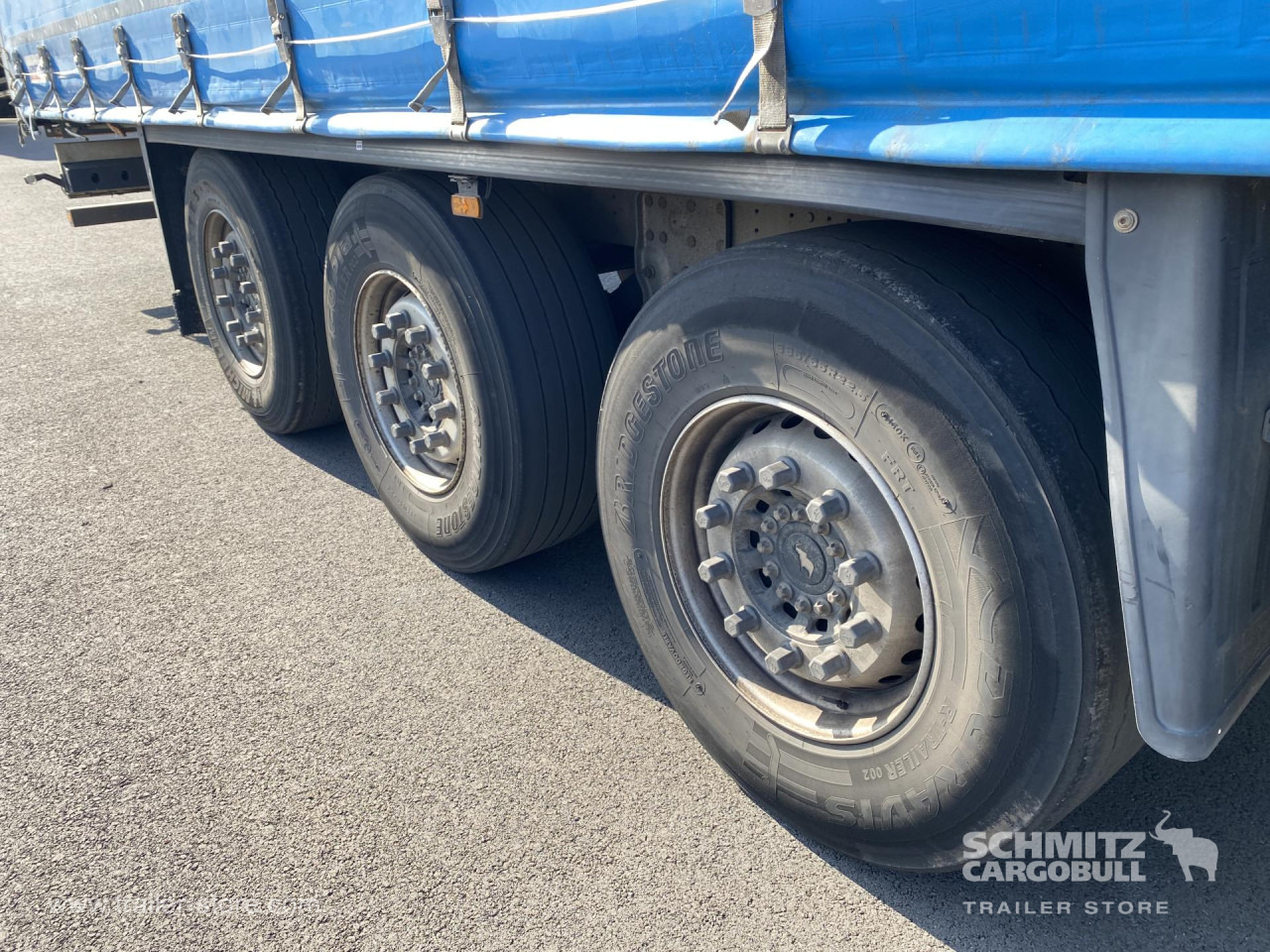 SCHMITZ Curtainsider Standard - Полуприколка со церада: слика 3 SCHMITZ Curtainsider Standard - Полуприколка со церада: слика 3