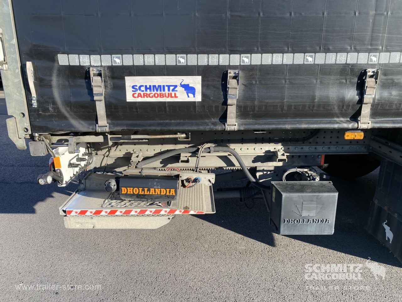 SCHMITZ Curtainsider Standard Taillift - Полуприколка со церада: слика 5 SCHMITZ Curtainsider Standard Taillift - Полуприколка со церада: слика 5
