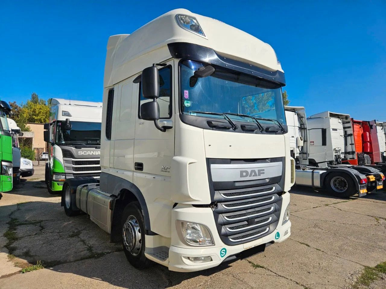 DAF XF 460 SSC Retarder Standklima - Камион влекач: слика 2 DAF XF 460 SSC Retarder Standklima - Камион влекач: слика 2