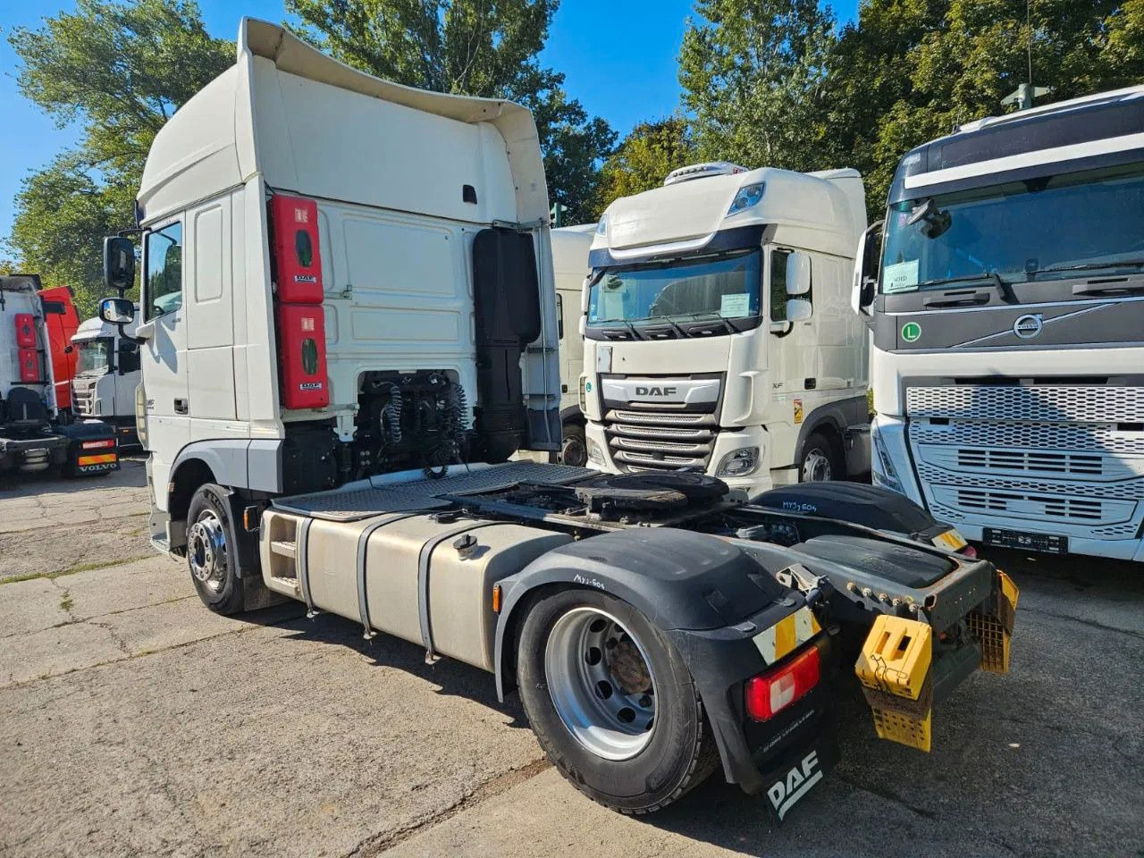 DAF XF 460 SSC Retarder Standklima - Камион влекач: слика 4 DAF XF 460 SSC Retarder Standklima - Камион влекач: слика 4