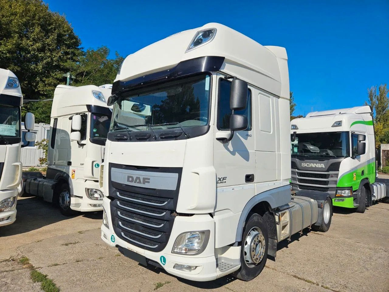 DAF XF 460 SSC Retarder Standklima - Камион влекач: слика 1 DAF XF 460 SSC Retarder Standklima - Камион влекач: слика 1