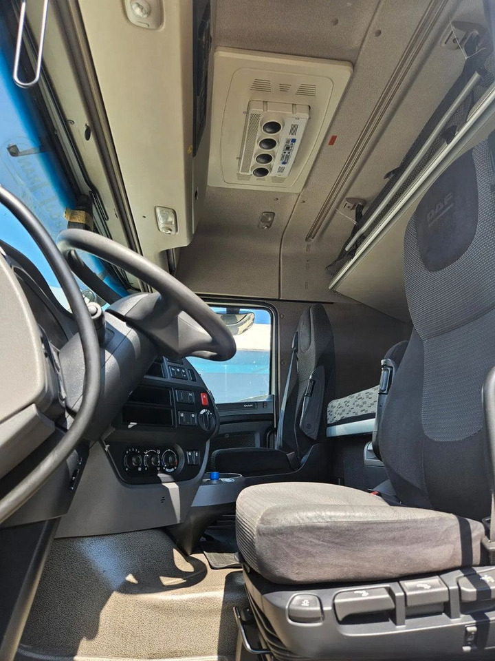 DAF XF 460 Space Cab Standklima 2 units - Камион влекач: слика 5 DAF XF 460 Space Cab Standklima 2 units - Камион влекач: слика 5