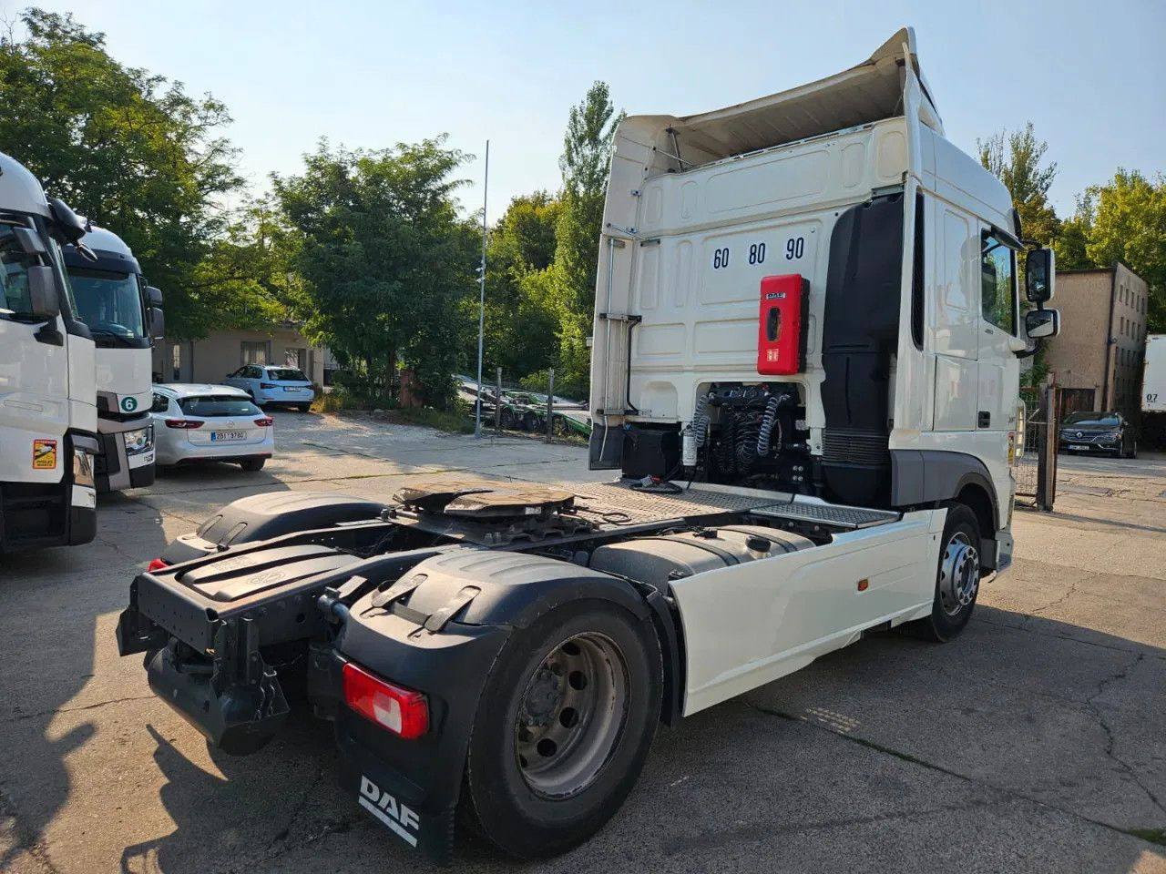 DAF XF 480 SC-Standard-Intarder-StandKlima-2 Units - Камион влекач: слика 4 DAF XF 480 SC-Standard-Intarder-StandKlima-2 Units - Камион влекач: слика 4