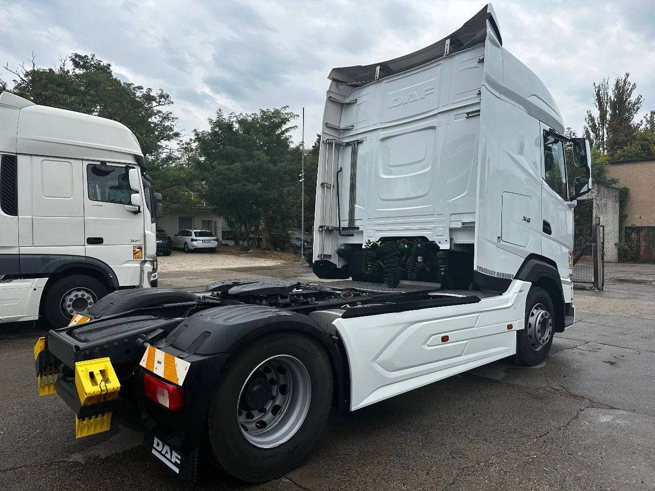DAF XG 480-Standard-StandKlima-White - Камион влекач: слика 4 DAF XG 480-Standard-StandKlima-White - Камион влекач: слика 4