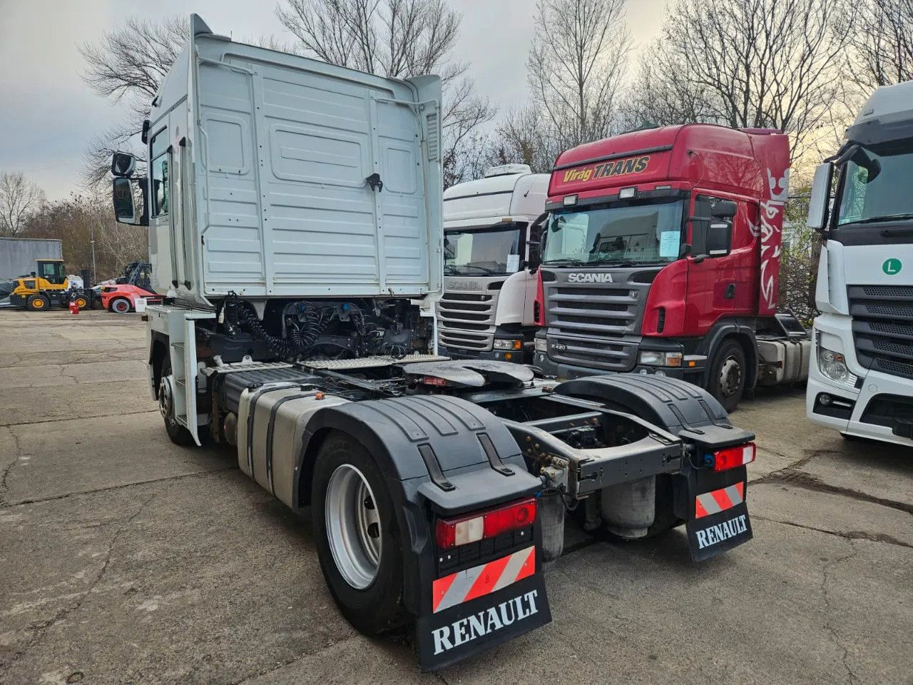 Renault Magnum 480 EEV Standklima, 2 units in stock - Камион влекач: слика 4 Renault Magnum 480 EEV Standklima, 2 units in stock - Камион влекач: слика 4