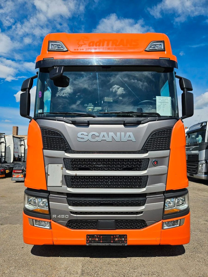 Scania R450 PTO, Standklima, Navi, New Smart2 tachograp - Камион влекач: слика 3 Scania R450 PTO, Standklima, Navi, New Smart2 tachograp - Камион влекач: слика 3