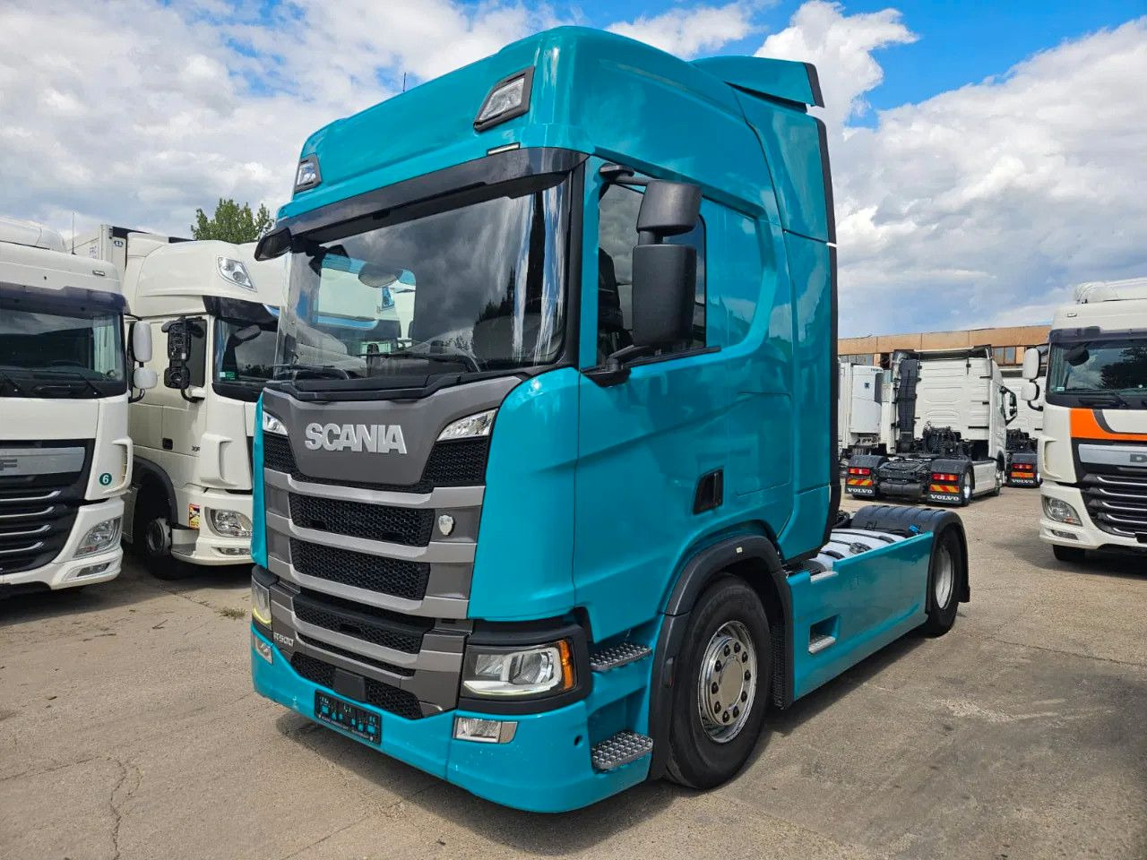 Scania R500 Standard-Turquoise-Standklima-Big NAVI-Hydr - Камион влекач: слика 1 Scania R500 Standard-Turquoise-Standklima-Big NAVI-Hydr - Камион влекач: слика 1