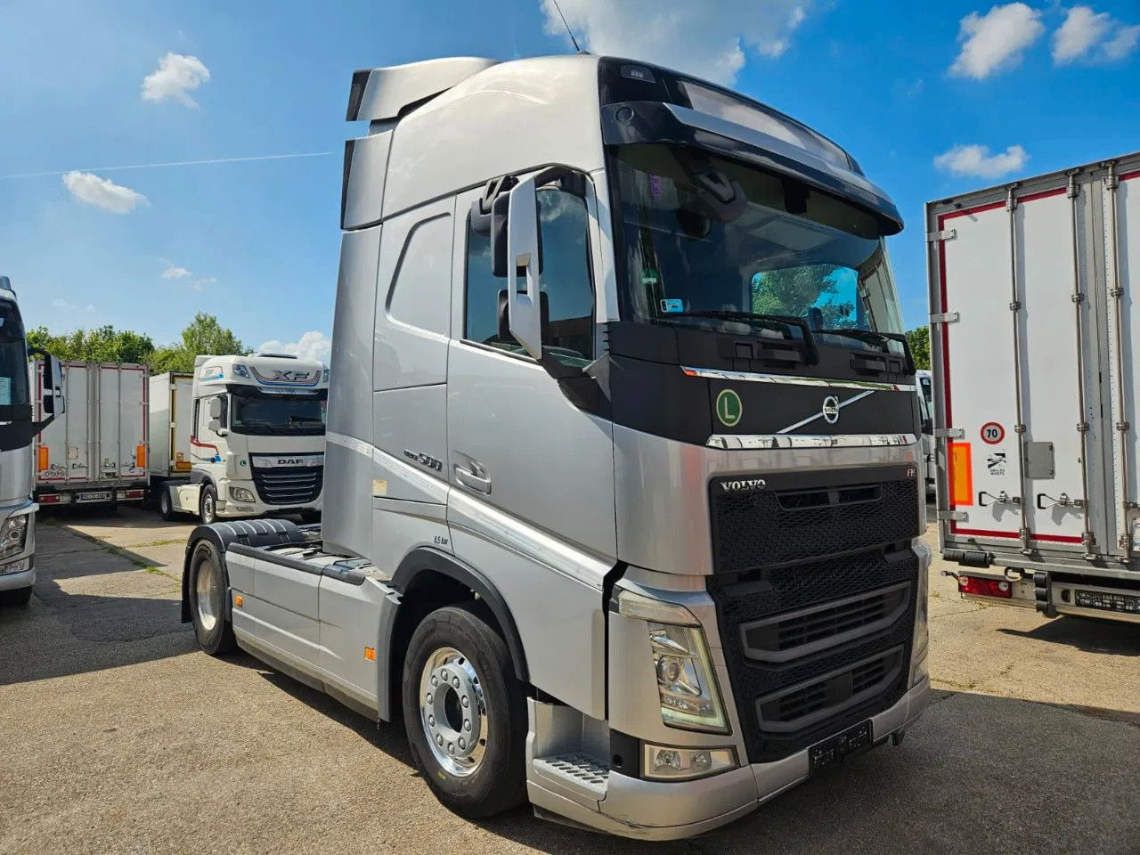 Volvo FH 500 Globe-Standard-Alloy W-ACC-DAS - Камион влекач: слика 2 Volvo FH 500 Globe-Standard-Alloy W-ACC-DAS - Камион влекач: слика 2