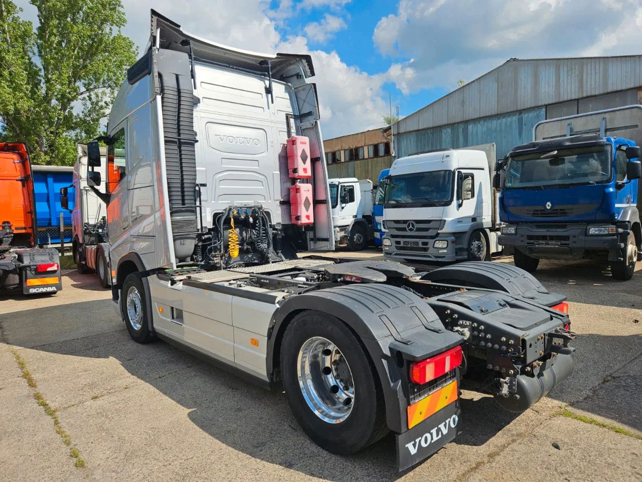 Volvo FH 500 Globe-Standard-Alloy W-ACC-DAS - Камион влекач: слика 4 Volvo FH 500 Globe-Standard-Alloy W-ACC-DAS - Камион влекач: слика 4