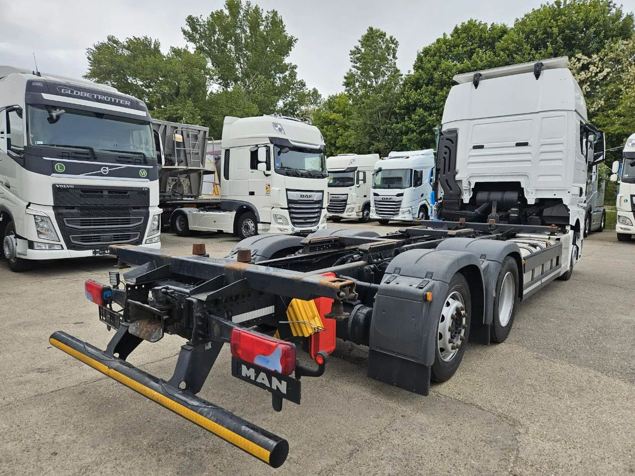 MAN TGX 26.470 XXL BDF 6x2 2 units, NAVI, Lift Axle - Транспортер на контејнер/ Камион со променливо тело: слика 4 MAN TGX 26.470 XXL BDF 6x2 2 units, NAVI, Lift Axle - Транспортер на контејнер/ Камион со променливо тело: слика 4
