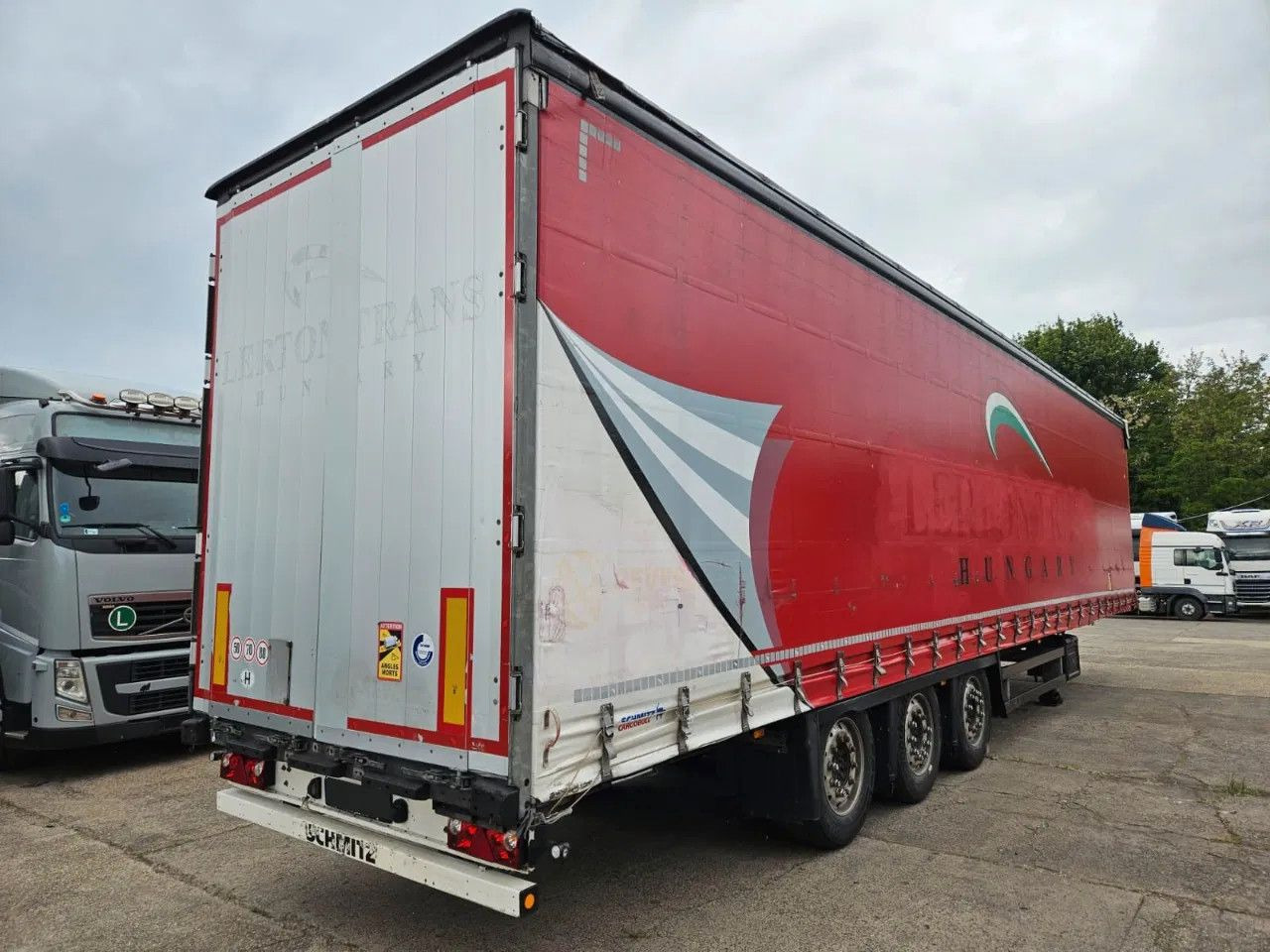 Schmitz Cargobull SCB S3T 60 unis in stock! 6 New tires, Alloy w. - Полуприколка: слика 5 Schmitz Cargobull SCB S3T 60 unis in stock! 6 New tires, Alloy w. - Полуприколка: слика 5
