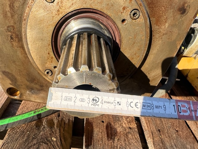 CATERPILLAR - Хидраулична пумпа за Багер гасеничар: слика 4 CATERPILLAR - Хидраулична пумпа за Багер гасеничар: слика 4