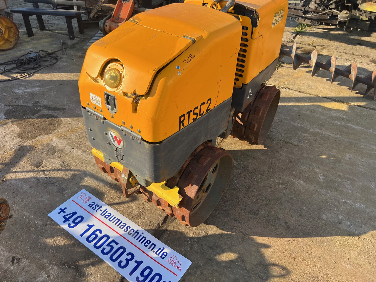 WACKER NEUSON RT82-SC 2 - Мини ваљак: слика 4 WACKER NEUSON RT82-SC 2 - Мини ваљак: слика 4