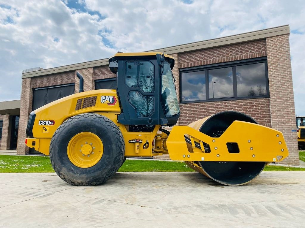 CAT CS 10 GC - Компактор: слика 2 CAT CS 10 GC - Компактор: слика 2