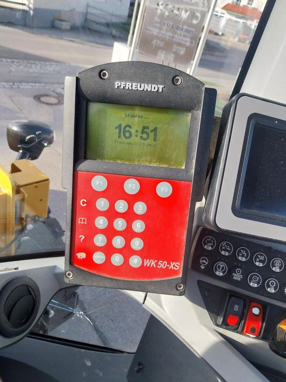 Натоварувач на тркала CAT 926M: слика 11
