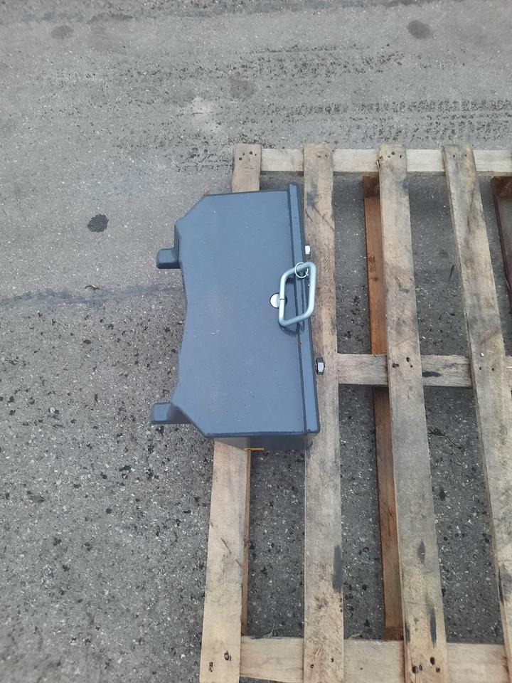 Front Gewicht Claas Schlepper Schleppergewicht Fendt - Противтежа: слика 3 Front Gewicht Claas Schlepper Schleppergewicht Fendt - Противтежа: слика 3