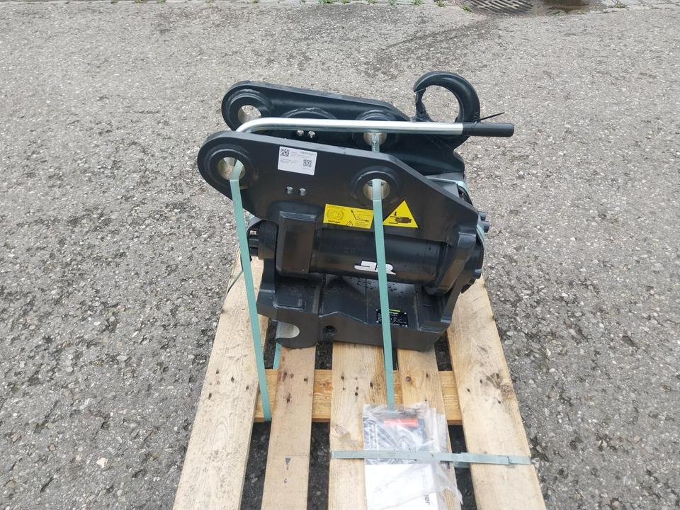 Rädlinger Tilt 8-12 t Powertilt Minibagger MS 08 Zeppelin Neuson - Тилтротатор за Мини багер: слика 1 Rädlinger Tilt 8-12 t Powertilt Minibagger MS 08 Zeppelin Neuson - Тилтротатор за Мини багер: слика 1